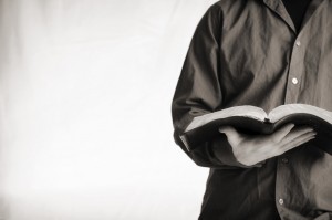guy-reading-bible